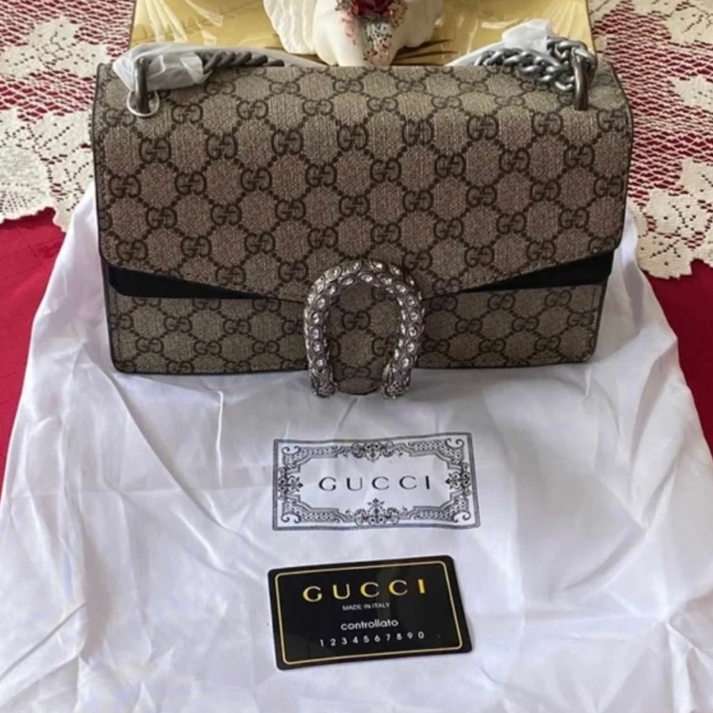 Beautiful Purse!!!😍😍